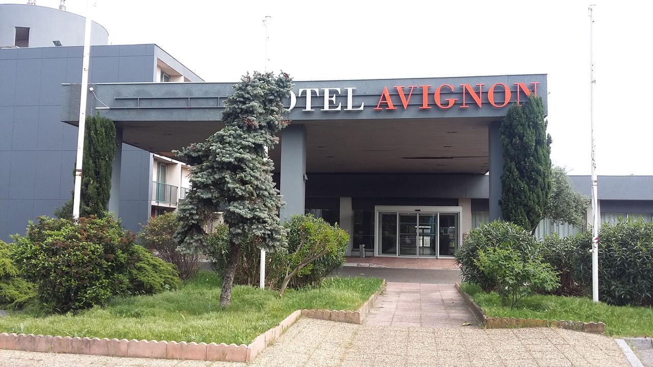 Yes Hotel Авиньон Екстериор снимка
