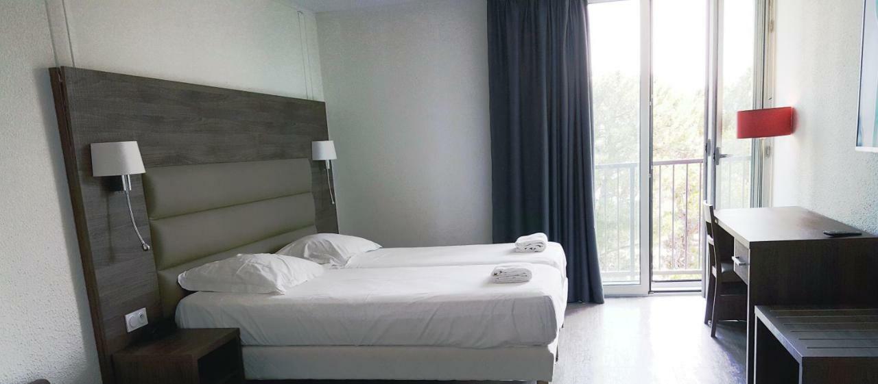 Yes Hotel Авиньон Екстериор снимка