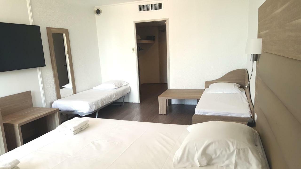 Yes Hotel Авиньон Екстериор снимка